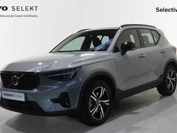Gris Nuevo 2025 Volvo XC40 Plus SUV | 42.900 € (Precio justo)