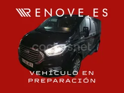 Negro Usado 2023 Ford Tourneo Custom Titanium Monovolumen | 33.900 € (Precio justo)