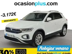 Blanco Usado 2025 VW T-Roc SUV | 31.728 € (Un poco caro)