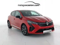 Rojo Usado 2024 Renault Clio V Techno Berlina | 16.572 € (Precio justo)