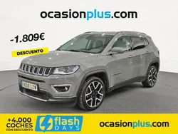 Gris / plata Usado 2021 Jeep Compass Limited SUV | 18.450 € (Precio justo)