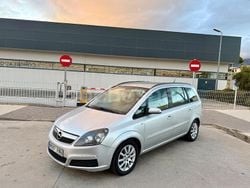 Gris / plata Usado 2008 Opel Zafira Cosmo Monovolumen | 2999 € (Precio justo)