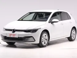 Blanco Usado 2023 VW Golf VIII Life Berlina | 23.500 € (Buen precio)