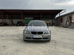 Gris / plata Usado 2008 BMW 318 Sport Line Berlina | 8999 €