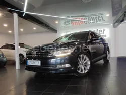 Azul Usado 2016 VW Passat Advance Familiar | 12.500 € (Precio justo)