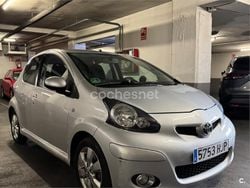 Gris / plata Usado 2012 Toyota Aygo City Utilitario | 5700 € (Precio justo)