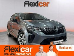 Gris / plata Usado 2025 Renault Clio V Evolution Berlina | 19.990 € (Un poco caro)