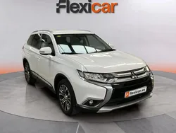 Blanco Usado 2017 Mitsubishi Outlander Motion SUV | 13.990 €
