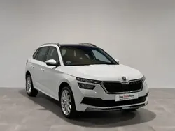 Blanco Usado 2023 Skoda Kamiq Sport SUV | 22.990 € (Precio justo)