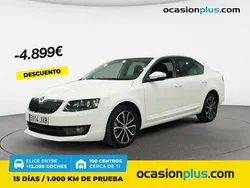 Blanco Usado 2017 Skoda Octavia Style Berlina | 17.750 € (Precio justo)