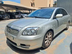 Beige Usado 2007 Toyota Avensis Sol Berlina | 4990 € (Precio justo)