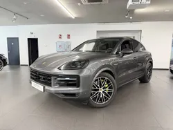 Gris cuarcita metalizado Usado 2024 Porsche Cayenne SUV | 119.990 € (Precio justo)