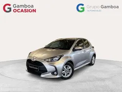 Gris Usado 2024 Toyota Yaris Edition Berlina | 17.990 € (Buen precio)