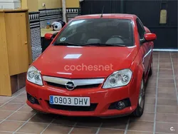 Rojo Usado 2005 Opel Tigra Sport Descapotable | 4000 € (Precio justo)
