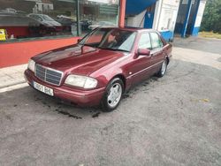 Burdeos Usado 2001 Mercedes C220 Berlina | 2300 € (Precio justo)