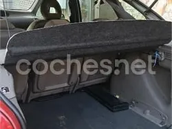 Gris / plata Usado 2003 Citroën Xsara Picasso Monovolumen | 1460 € (Precio justo)