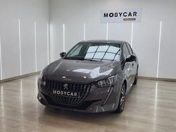 Gris Usado 2023 Peugeot 208 Allure Utilitario | 13.995 € (Un poco caro)