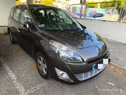 Marrón Usado 2011 Renault Grand Scénic III Dynamique Monovolumen | 5500 € (Super precio)