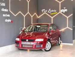 Granate Usado 2002 Fiat Stilo Dynamic Berlina | 3500 € (Precio justo)