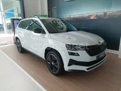 Blanco Nuevo 2025 Skoda Karoq SportLine SUV | 34.500 € (Un poco caro)