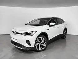 Blanco glaciar metalizado con techo negro Usado 2025 VW ID.4 Pro SUV | 41.990 €