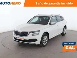 Blanco Usado 2023 Skoda Kamiq Ambition SUV | 21.142 € (Precio justo)