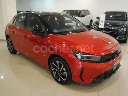 Rojo Usado 2024 Opel Corsa Berlina | 15.400 € (Precio justo)
