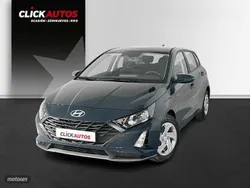 Gris Usado 2024 Hyundai i20 | 16.400 € (Precio justo)