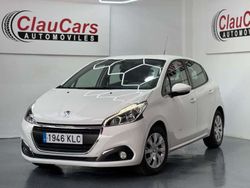 Blanco Usado 2018 Peugeot 208 Active Utilitario | 9300 € (Precio justo)