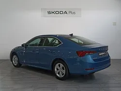 Azul Usado 2021 Skoda Octavia Ambition | 17.990 € (Precio justo)