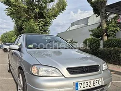 Gris / plata Usado 2001 Opel Astra Comfort Berlina | 1500 € (Precio justo)