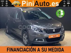 Gris / plata Usado 2018 Peugeot 2008 Style SUV | 11.590 € (Precio justo)