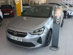 Gris Usado 2023 Opel Corsa S Utilitario | 13.999 € (Precio justo)
