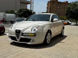 Blanco Usado 2011 Alfa Romeo MiTo Distinctive Utilitario | 5990 € (Buen precio)