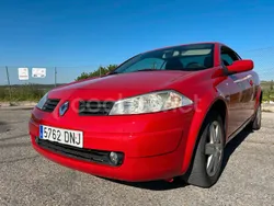 Rojo Usado 2005 Renault Mégane Cabriolet Extreme Descapotable | 5500 € (Precio justo)