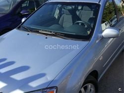 Gris / plata Usado 2005 Kia Cerato EX Berlina | 5500 €