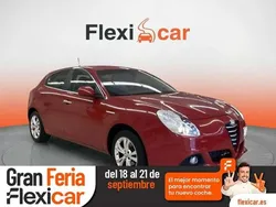 Amarillo Usado 2015 Alfa Romeo Giulietta Distinctive Utilitario | 9390 € (Precio justo)