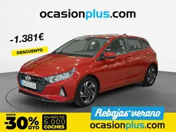 Rojo Usado 2021 Hyundai i20 Berlina | 12.690 € (Precio justo)