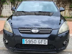 Negro Usado 2009 Kia ProCeed Utilitario | 2999 € (Un poco caro)