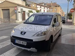 Blanco Usado 2012 Peugeot Partner Tepee Active Monovolumen | 6800 € (Buen precio)