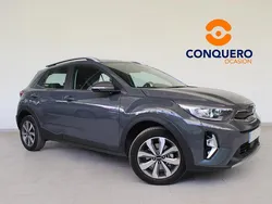 Gris / plata Usado 2023 Kia Stonic SUV | 15.900 € (Precio justo)