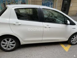 Toyota Yaris Hybrid