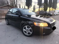 Negro Usado 2011 Volvo S40 Business Edition Berlina | 4500 € (Precio justo)