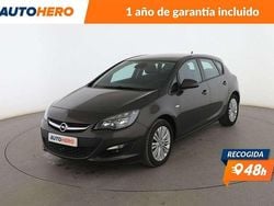 Gris / plata Usado 2015 Opel Astra Selective Berlina | 9799 € (Precio justo)