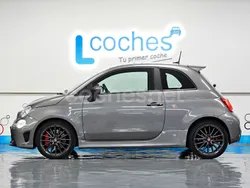 Gris / plata Usado 2023 Abarth 695 Utilitario | 23.990 € (Precio justo)
