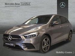 Mountaingrau met. Usado 2023 Mercedes B250 AMG line Monovolumen | 37.900 €