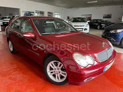 Granate Usado 2001 Mercedes C240 Avantgarde Berlina | 3900 € (Precio justo)
