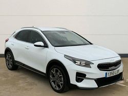 Blanco Usado 2022 Kia XCeed SUV | 21.100 € (Un poco caro)