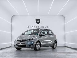 Gris / plata Usado 2010 Toyota Yaris Berlina | 7099 € (Precio justo)