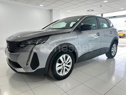 Gris / plata Usado 2022 Peugeot 3008 Active SUV | 17.500 € (Precio justo)